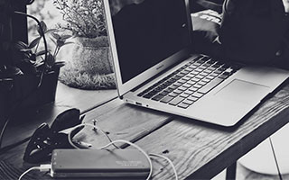 vsports体育-沃克生涯新高41分9记三分 老鹰主场击败魔术